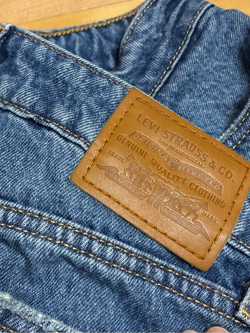 Free People Levi’s Low Loose Jeans - Picture 6 of 9